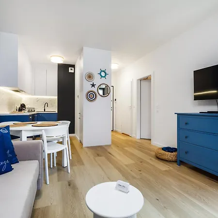 Mlode Miasto Doki Apartments By Happystay Gdansk Exterior photo