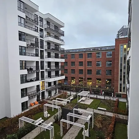 Mlode Miasto Doki Apartments By Happystay Gdansk Exterior photo