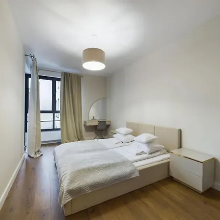 Mlode Miasto Doki Apartments By Happystay Gdansk Exterior photo